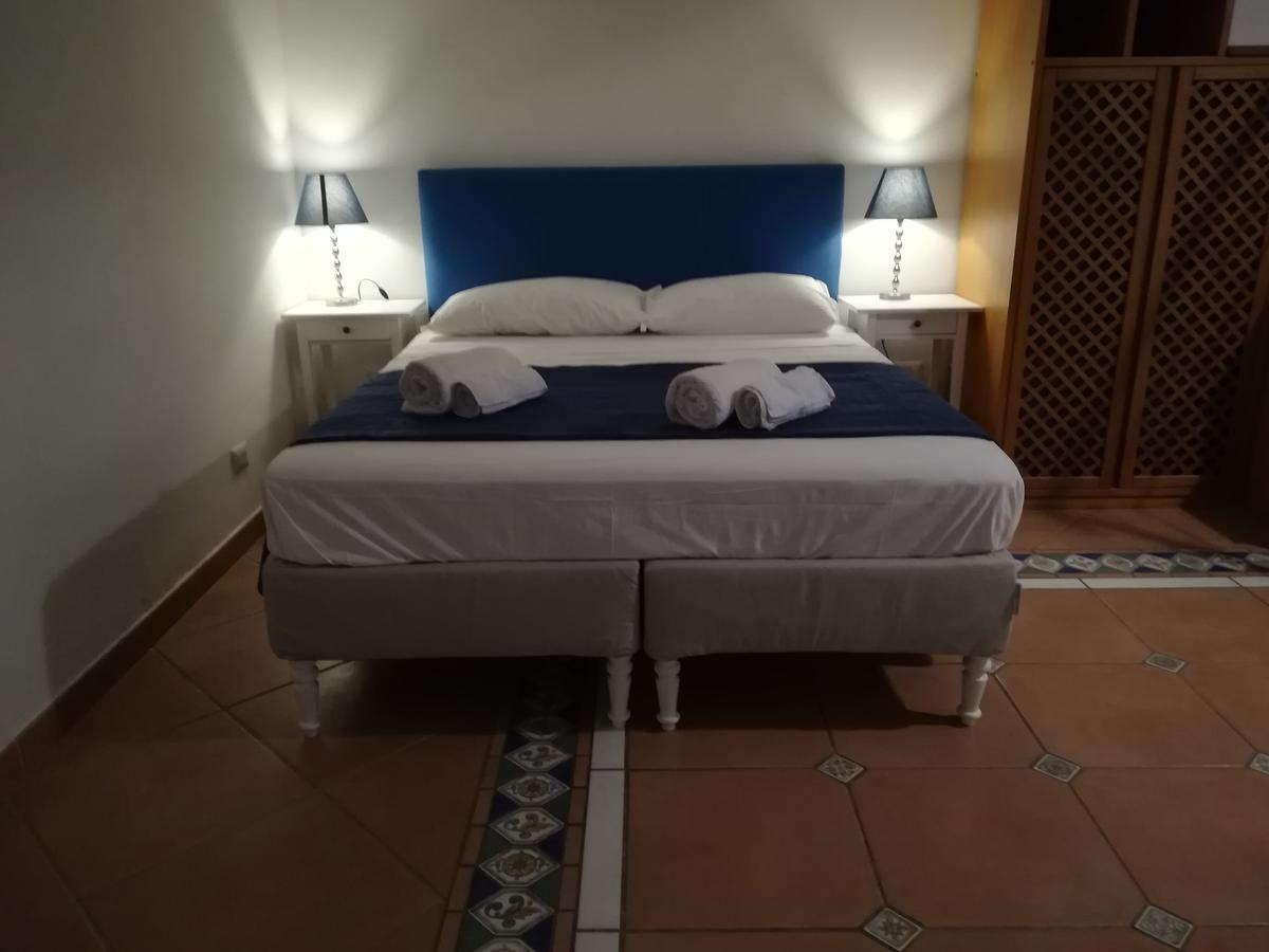 B&B House Angioino Naples Exterior photo